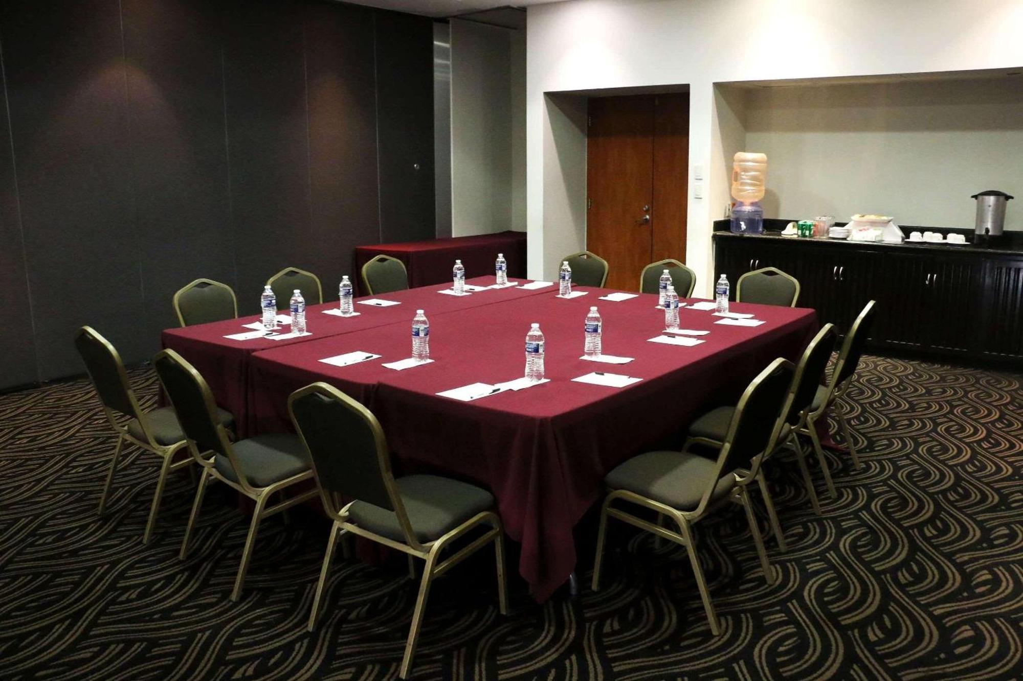 Radisson Poliforum Plaza Hotel Leon Luaran gambar