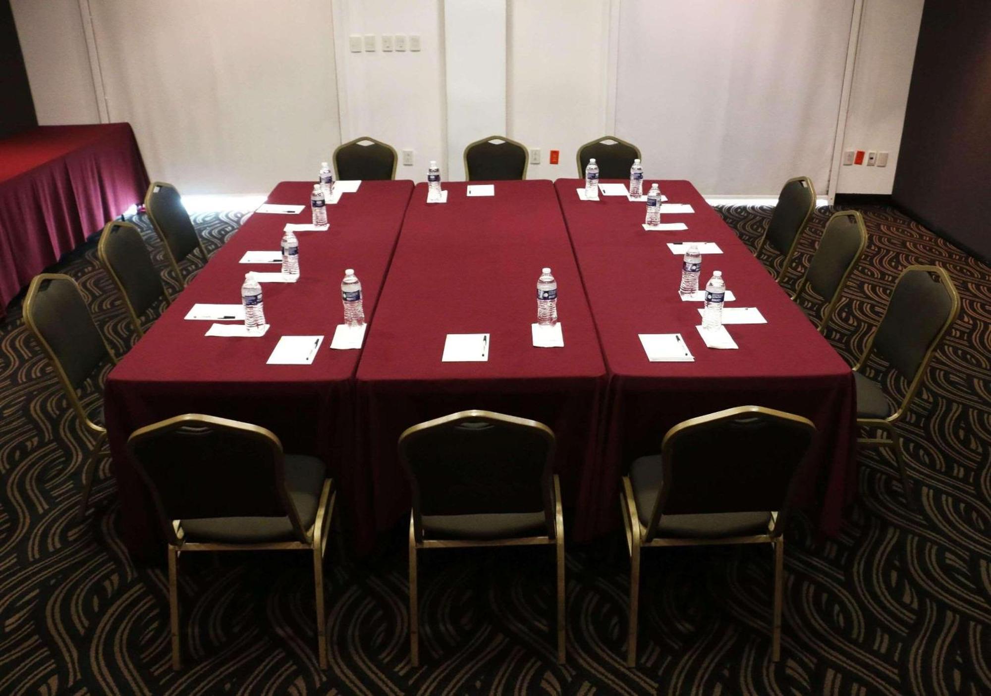 Radisson Poliforum Plaza Hotel Leon Luaran gambar